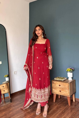 Designer Suit & Pent Set – Elegant Ethnic Wear ✨