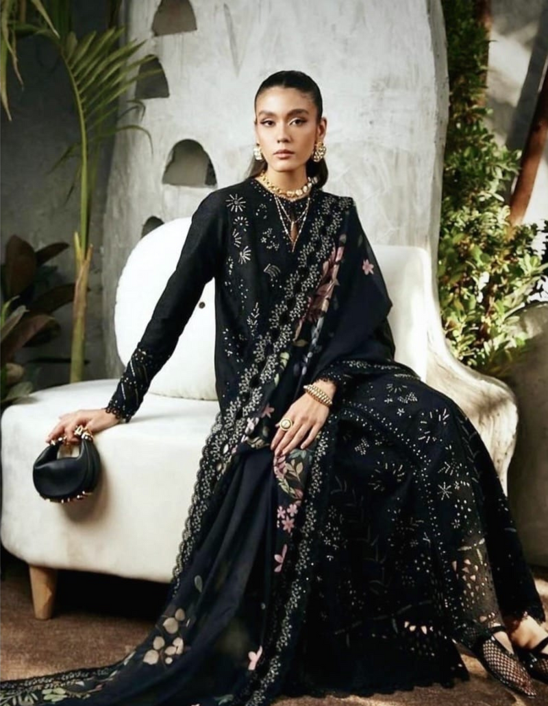 Black suit salwar that exudes sophistication and style