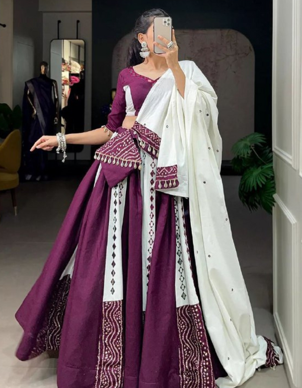 Captivating purple lehenga and choli ensemble white dupatta