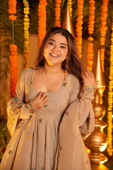 Premium Ready-Made Gown Set